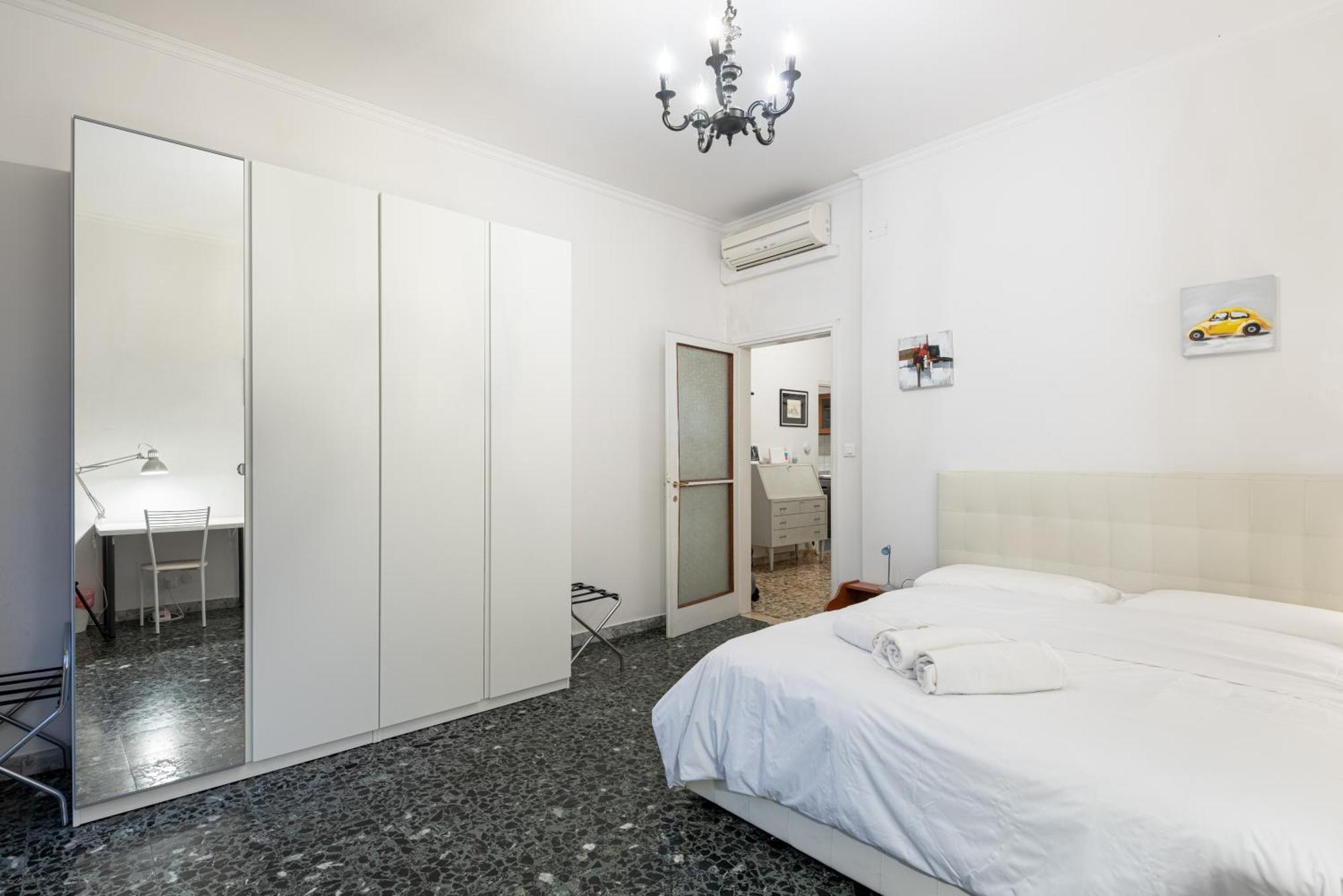 Comfortable Apartment 10 Minutes From City Center Firenze Esterno foto